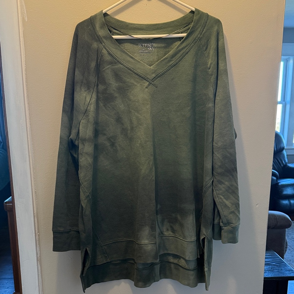 Terra & Sky Forest Green V-Neck Hoodie